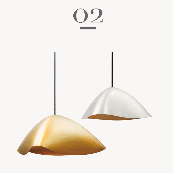 The HANGING LIGHT 02