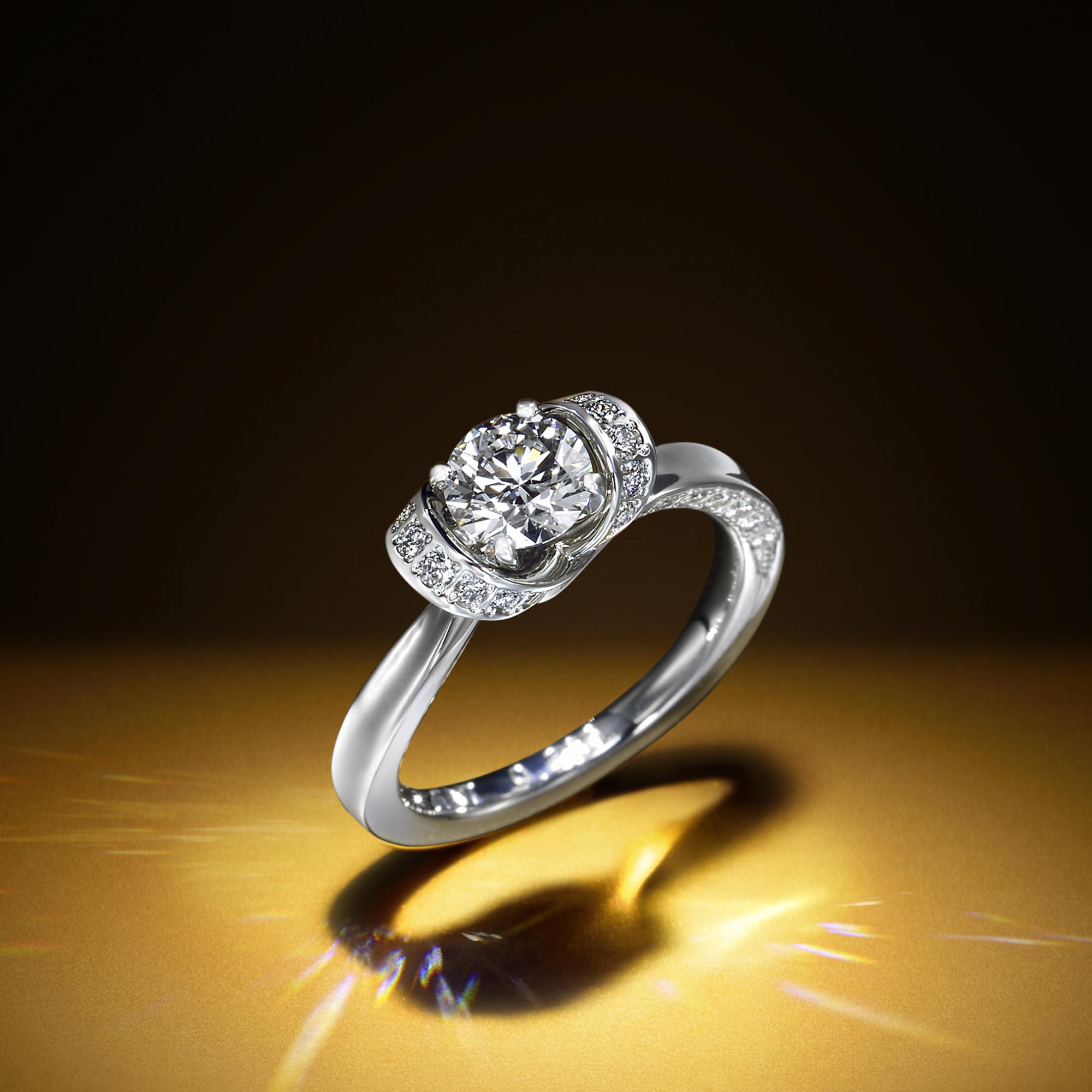 ダイヤモンド エクセルコ エクセルコダイヤモンドの価格は高い？安い？結婚指輪の値段を公開！